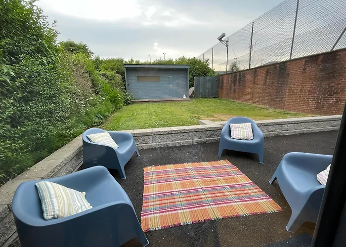 Cheerful 2 Bed House On Causeway Coastal Route With Parking