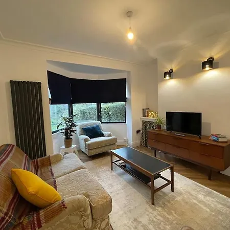 Villa Cheerful 2 Bed House On Causeway Coastal Route With Parking Whiteabbey Esterno foto