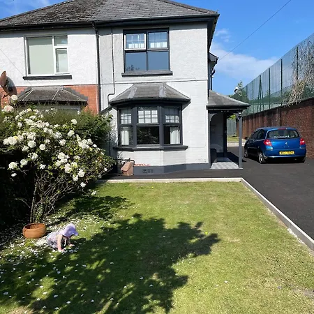 Villa Cheerful 2 Bed House On Causeway Coastal Route With Parking Whiteabbey Esterno foto