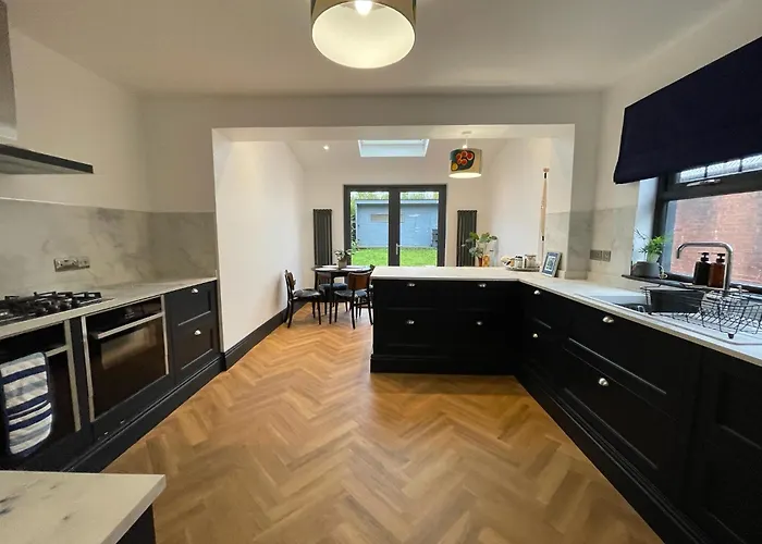 Cheerful 2 Bed House On Causeway Coastal Route With Parking