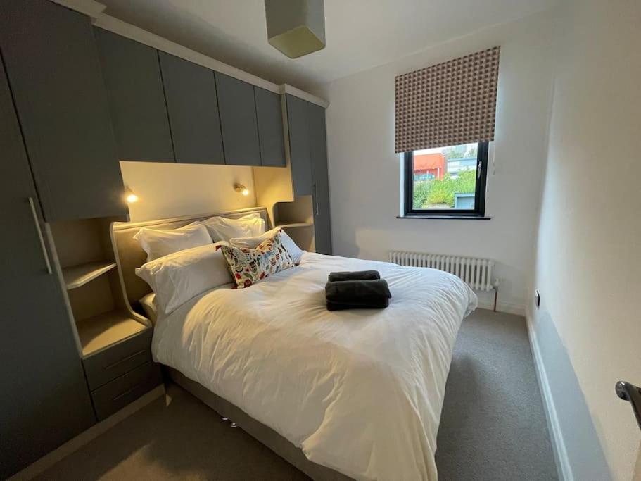 Cheerful 2 Bed House On Causeway Coastal Route With Parking * Whiteabbey