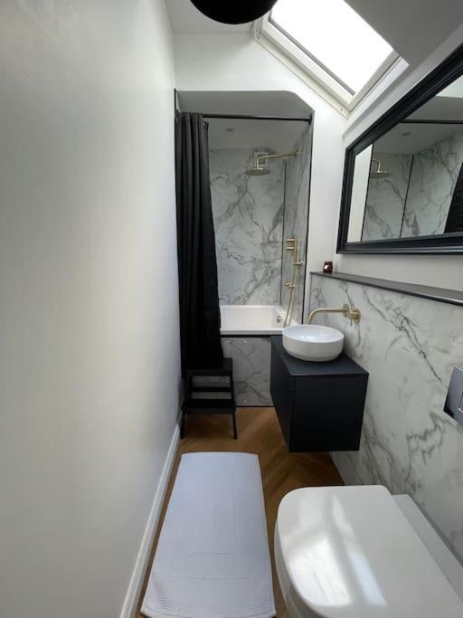 Cheerful 2 Bed House On Causeway Coastal Route With Parking Casa vacanze *