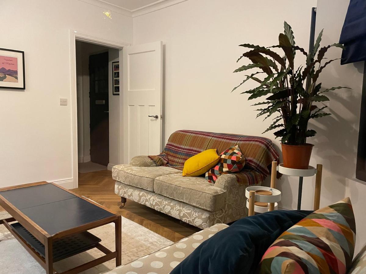 Cheerful 2 Bed House On Causeway Coastal Route With Parking Casa vacanze Whiteabbey