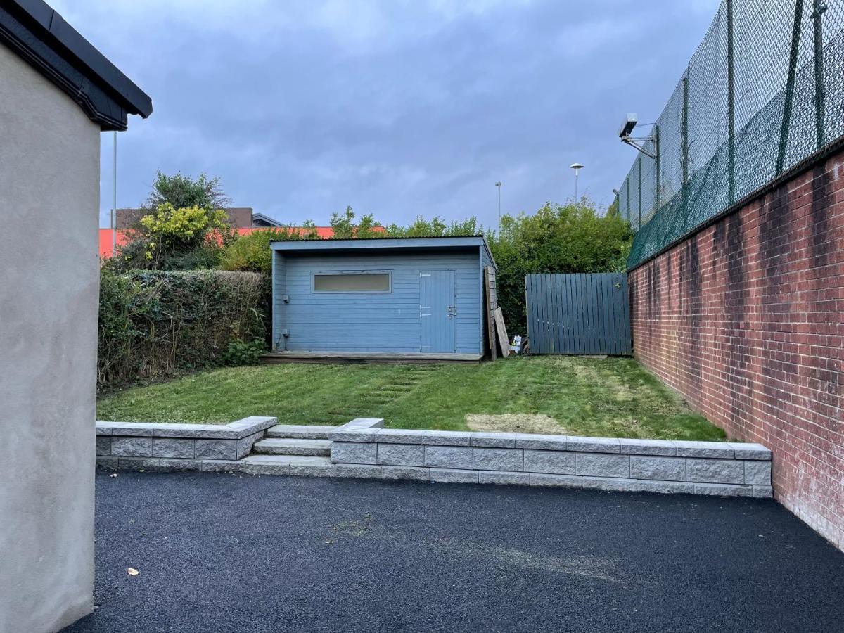 Cheerful 2 Bed House On Causeway Coastal Route With Parking Casa vacanze Whiteabbey
